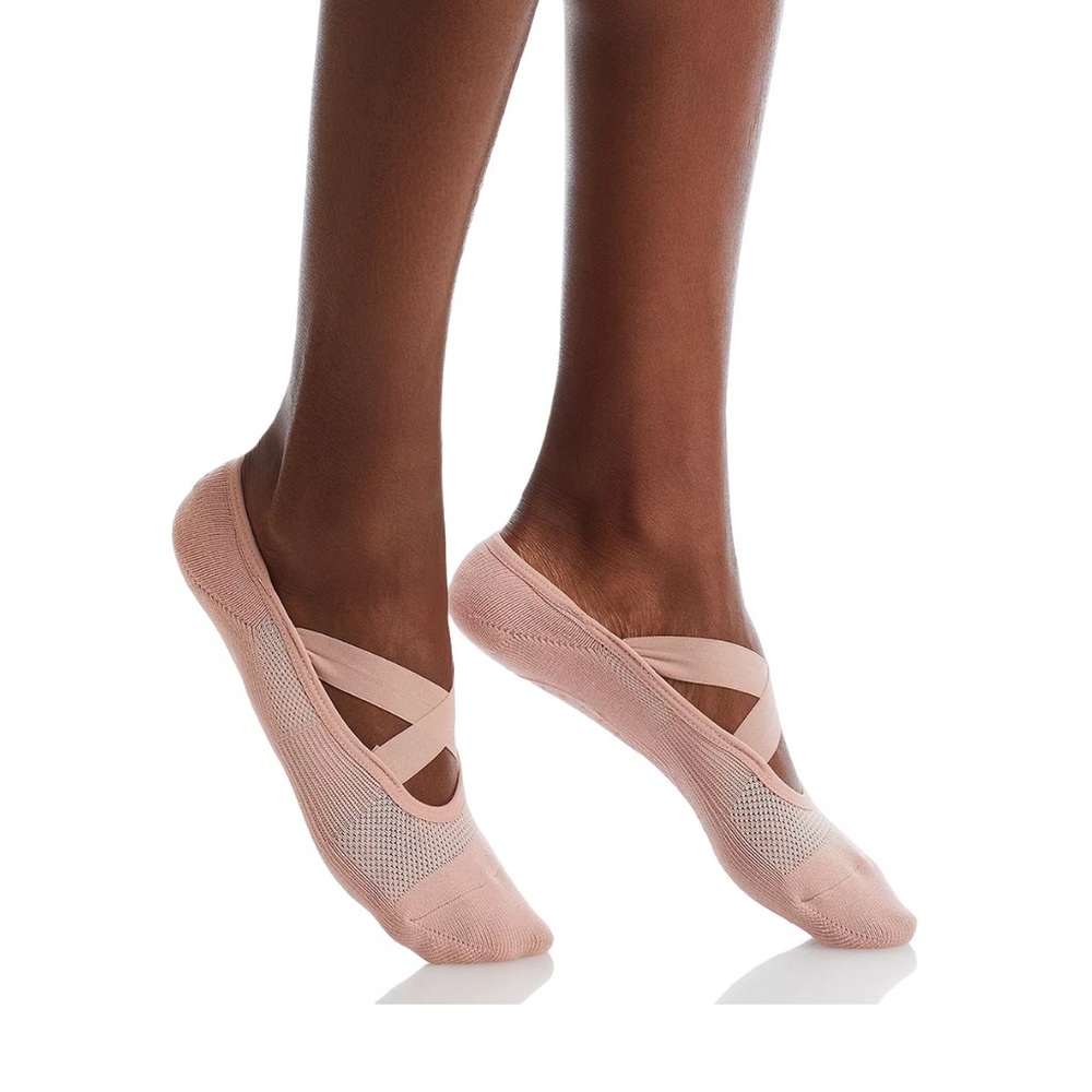ALO Yoga Grippy Socks